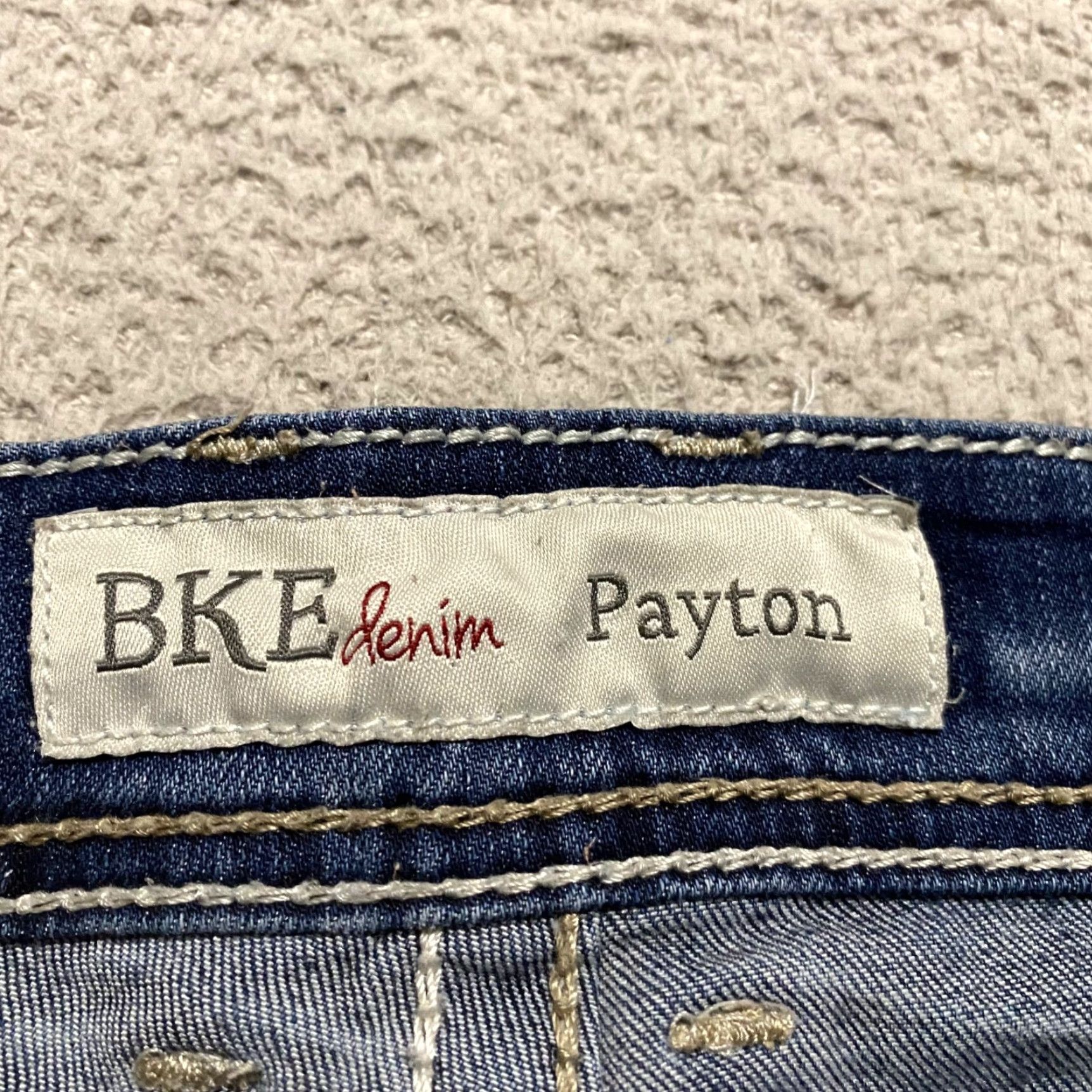 Vintage Buckle BKE Jeans Capri Mid Rise Blue Denim 30 Womens Regular 5-Pocket Stretch Size 30" / US 8 / IT 44 - 3 Thumbnail