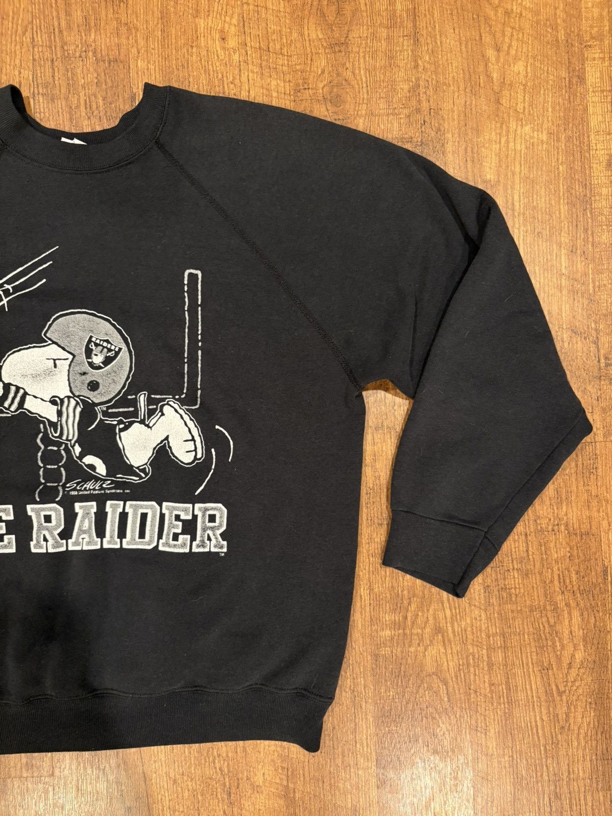 Vintage Rare Vintage 80’s Oakland Raiders Snoopy Crewneck -Size L Size US L / EU 52-54 / 3 - 2 Thumbnail