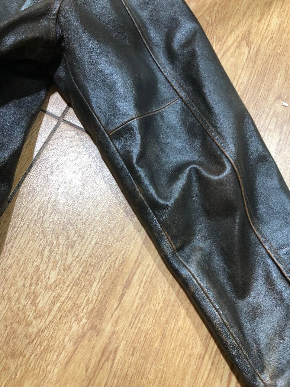 Gap Vintage Gap Classic Fit Leather Jacket Size L Size US L / EU 52-54 / 3 - 20 Thumbnail