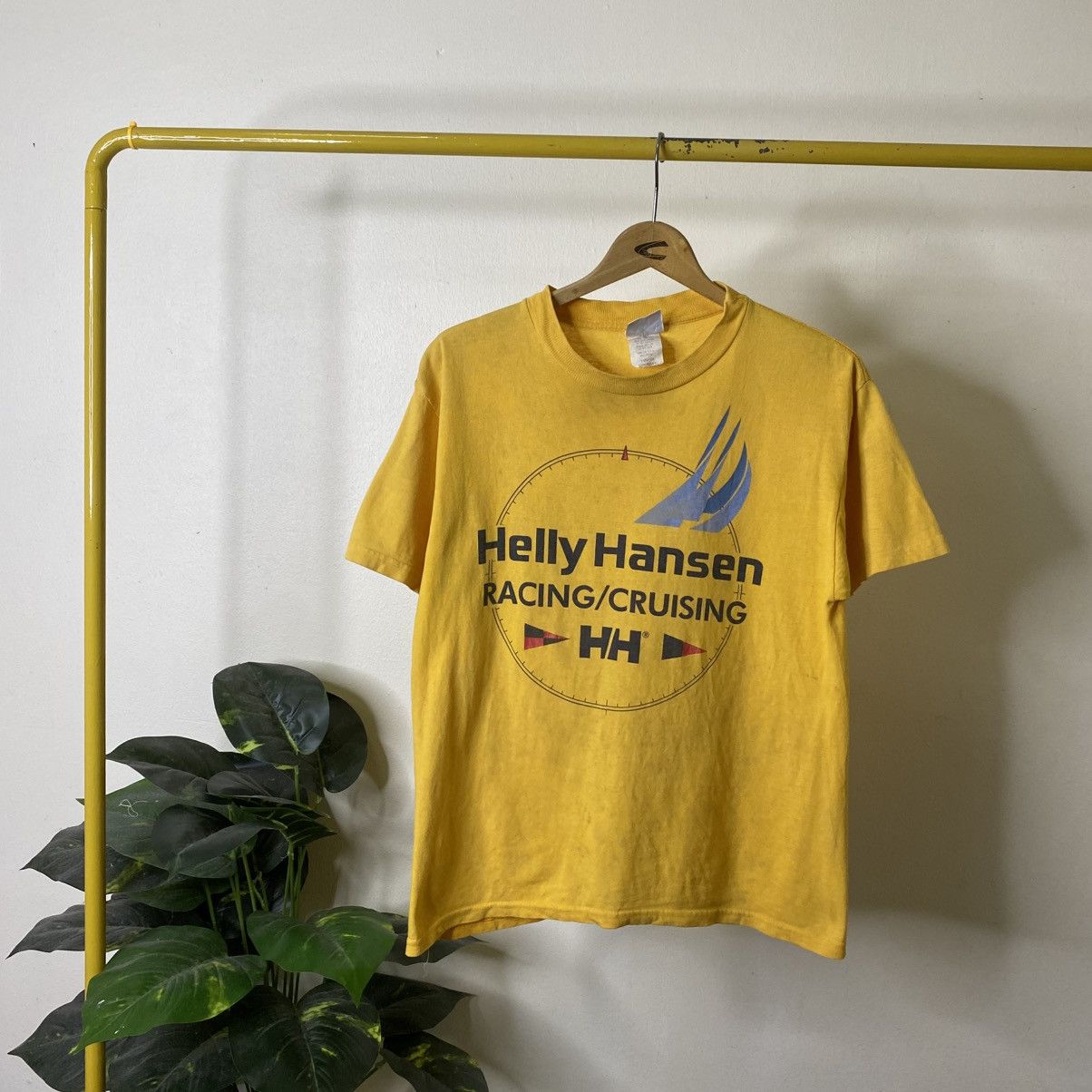 Helly Hansen 1990s Helly Hansen Sea Gear Racing Cruising T Shirt Size US M / EU 48-50 / 2 - 1 Thumbnail
