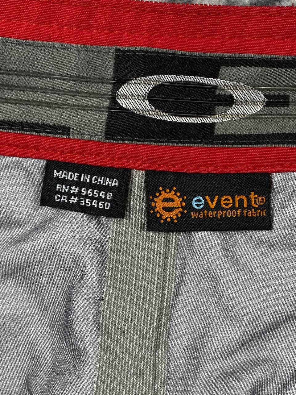 Oakley Vintage Oakley Ski Pants Software Evento Waterproof Men Size US 33 - 13 Thumbnail