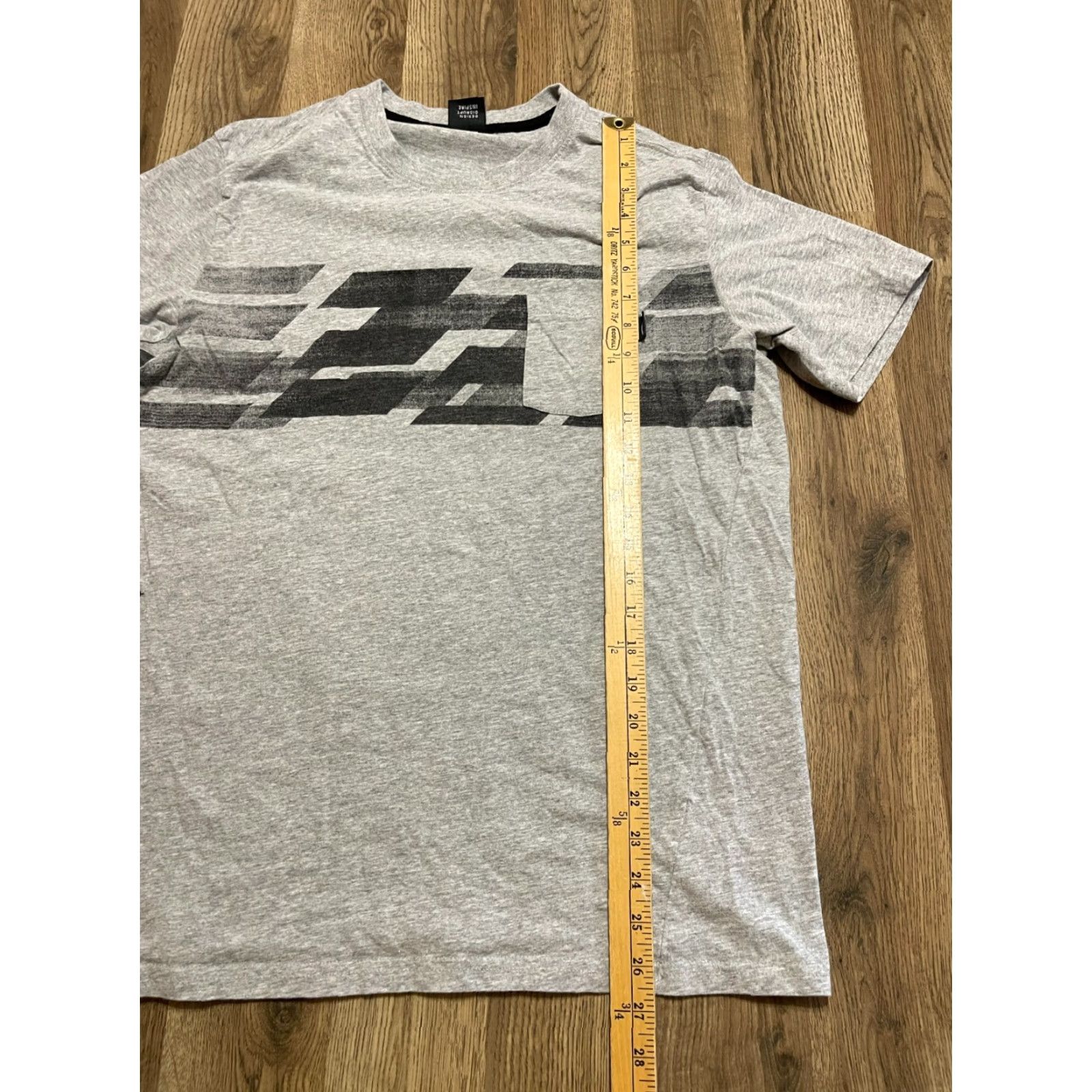 Oakley Oakley Shirt Mens Size Large Gray Black Gray Graphic Print T-Shirt Casual Modern Size US L / EU 52-54 / 3 - 6 Thumbnail