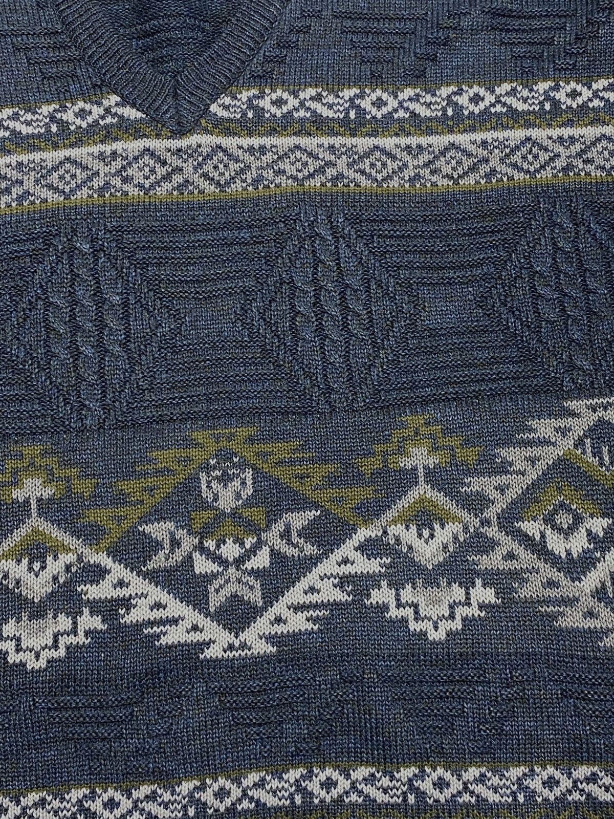 Invicta 90s Vintage INVICTA Beautiful Warm Sweater Pattern Art Size US XL / EU 56 / 4 - 2 Thumbnail