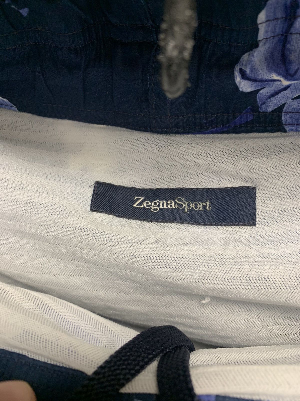 Ermenegildo Zegna Zegna Sport flower casual shorts 30 size S Size US 30 / EU 46 - 6 Thumbnail