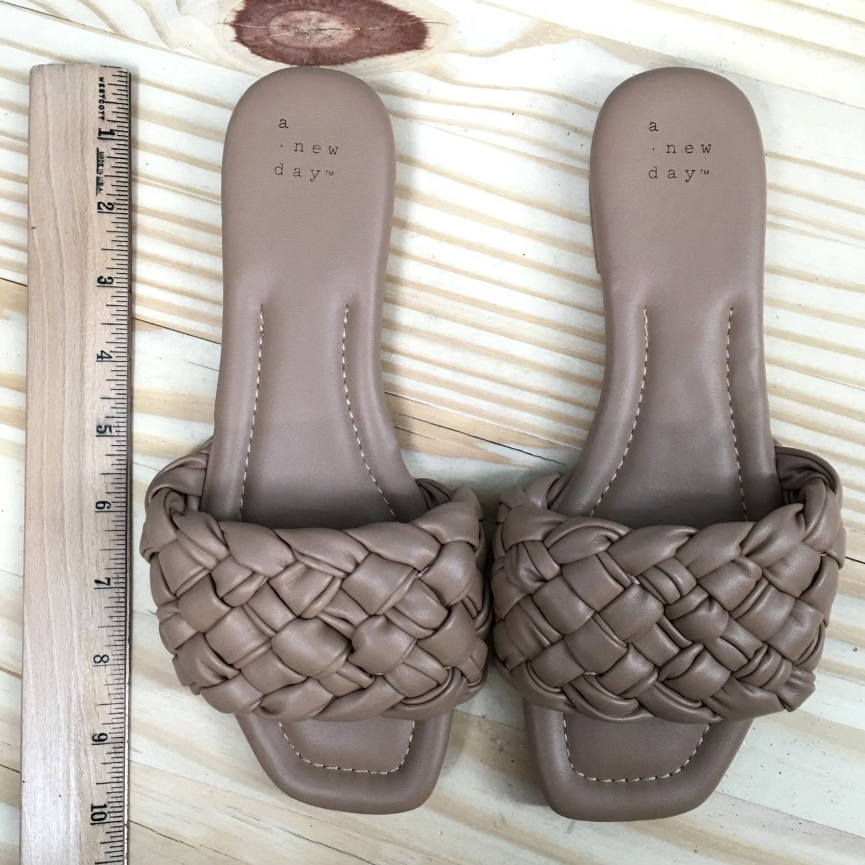Vintage A New Day Sandals Womens Carissa Woven Strap Slip On Flats Slide Brown NEW Size US 7 / IT 37 - 7 Thumbnail