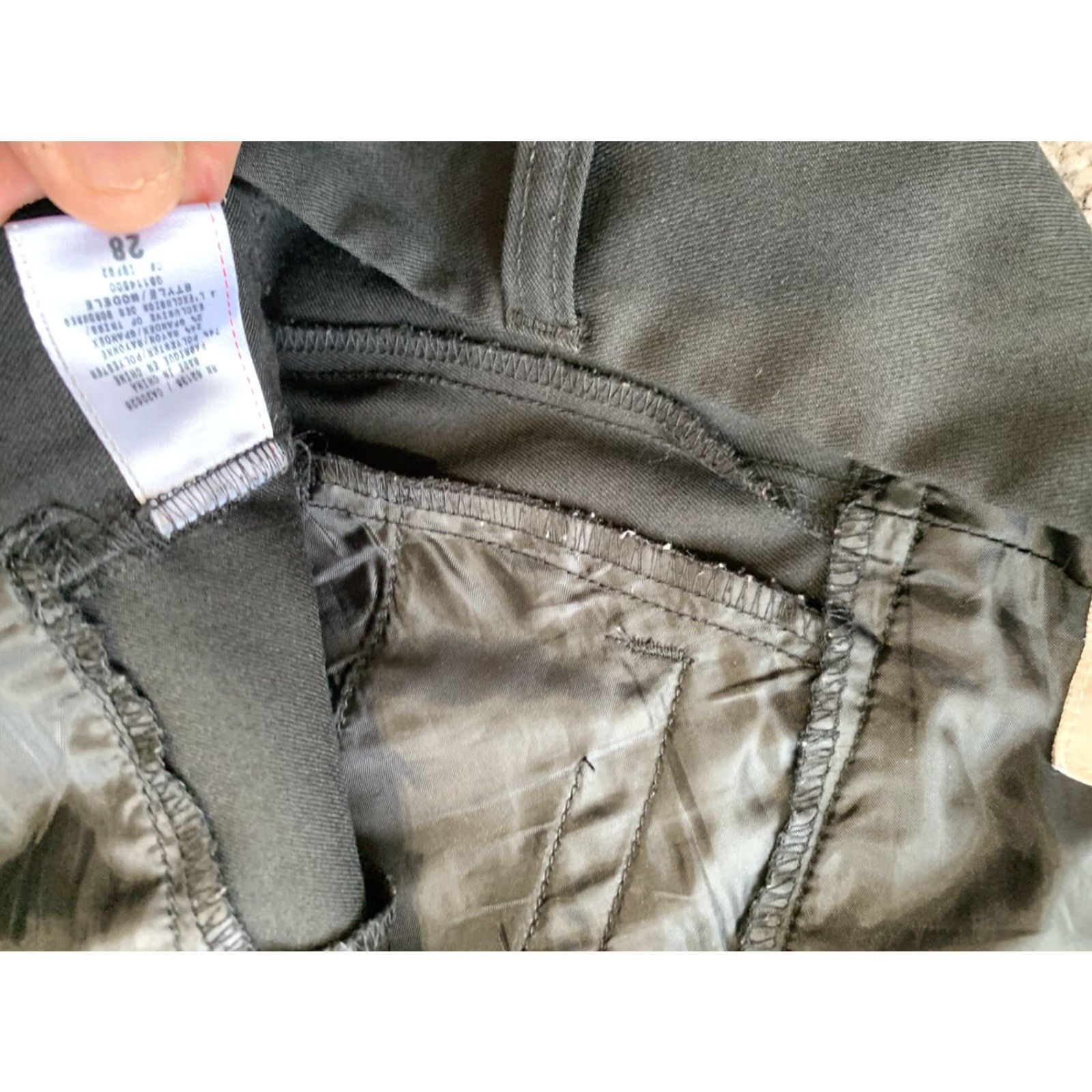 Guess GUESS Women's Pants Bootcut 28 x 30 Black Polyester Stretch Dress Pants Regular Inseam 30" XS? Size 28" / US 6 / IT 42 - 3 Thumbnail