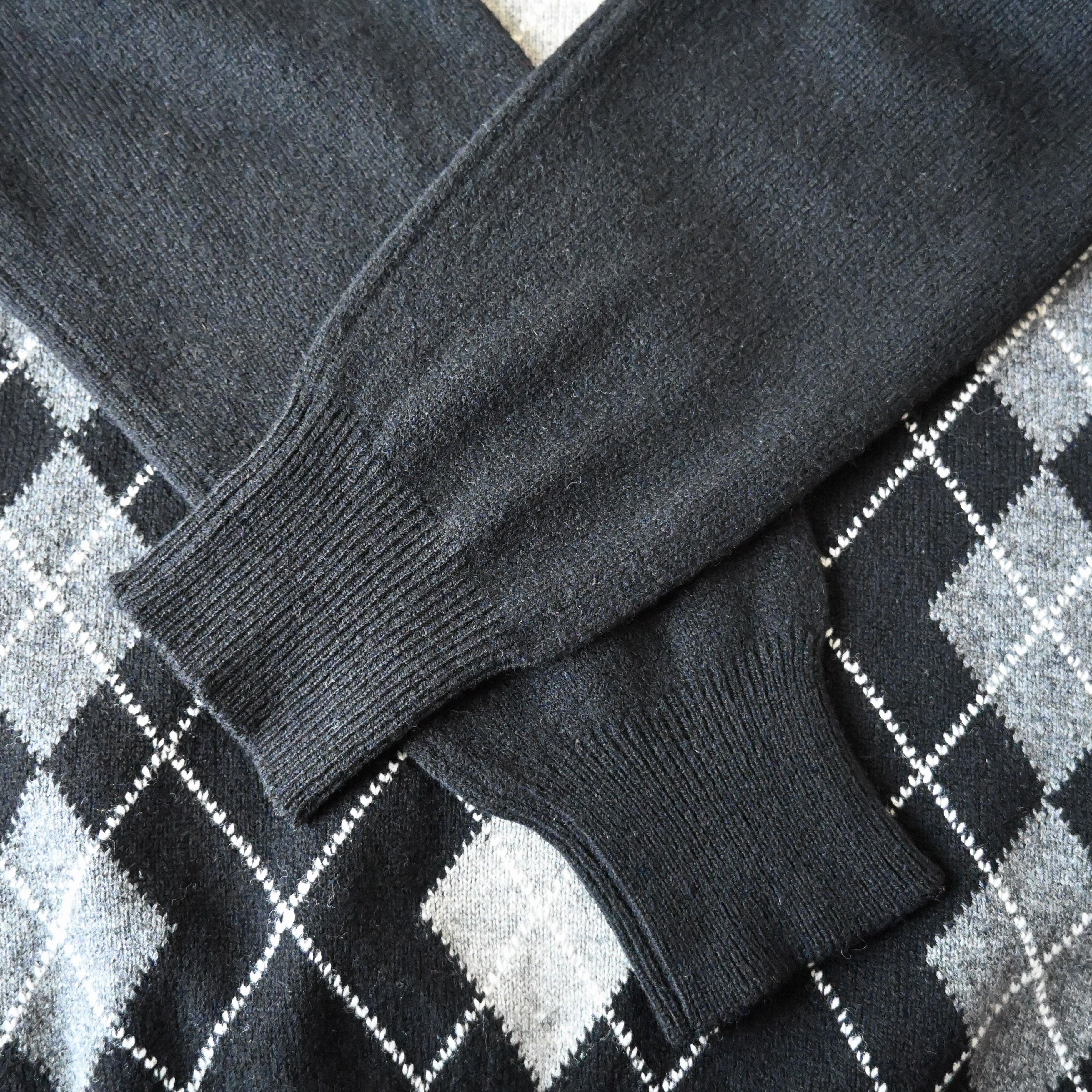 Lyle & Scott VTG Lyle&Scott monochrome argyle sweater, made in Scotland Size US M / EU 48-50 / 2 - 13 Thumbnail