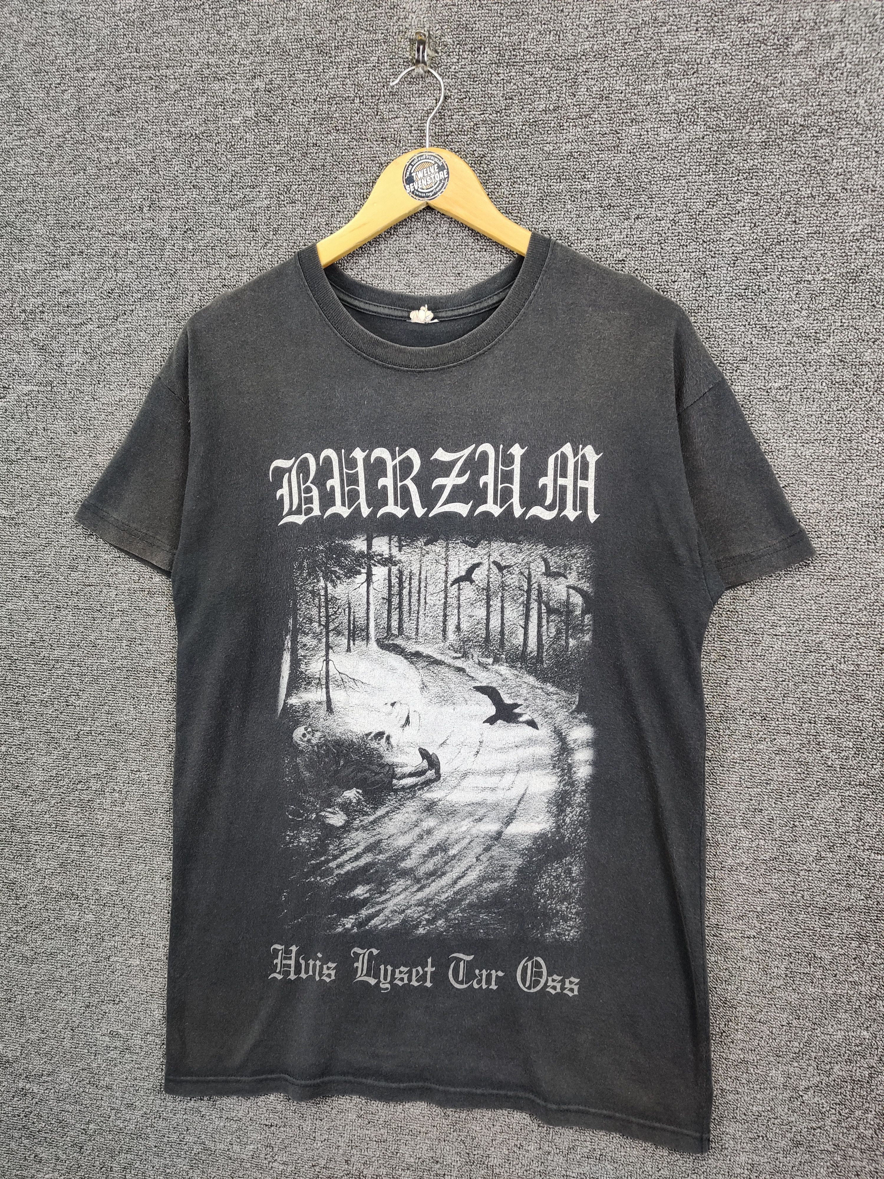Band Tees Vintage Burzum Hvis Lyset Tar Oss Metal Band Tee Tshirt Size US M / EU 48-50 / 2 - 2 Thumbnail