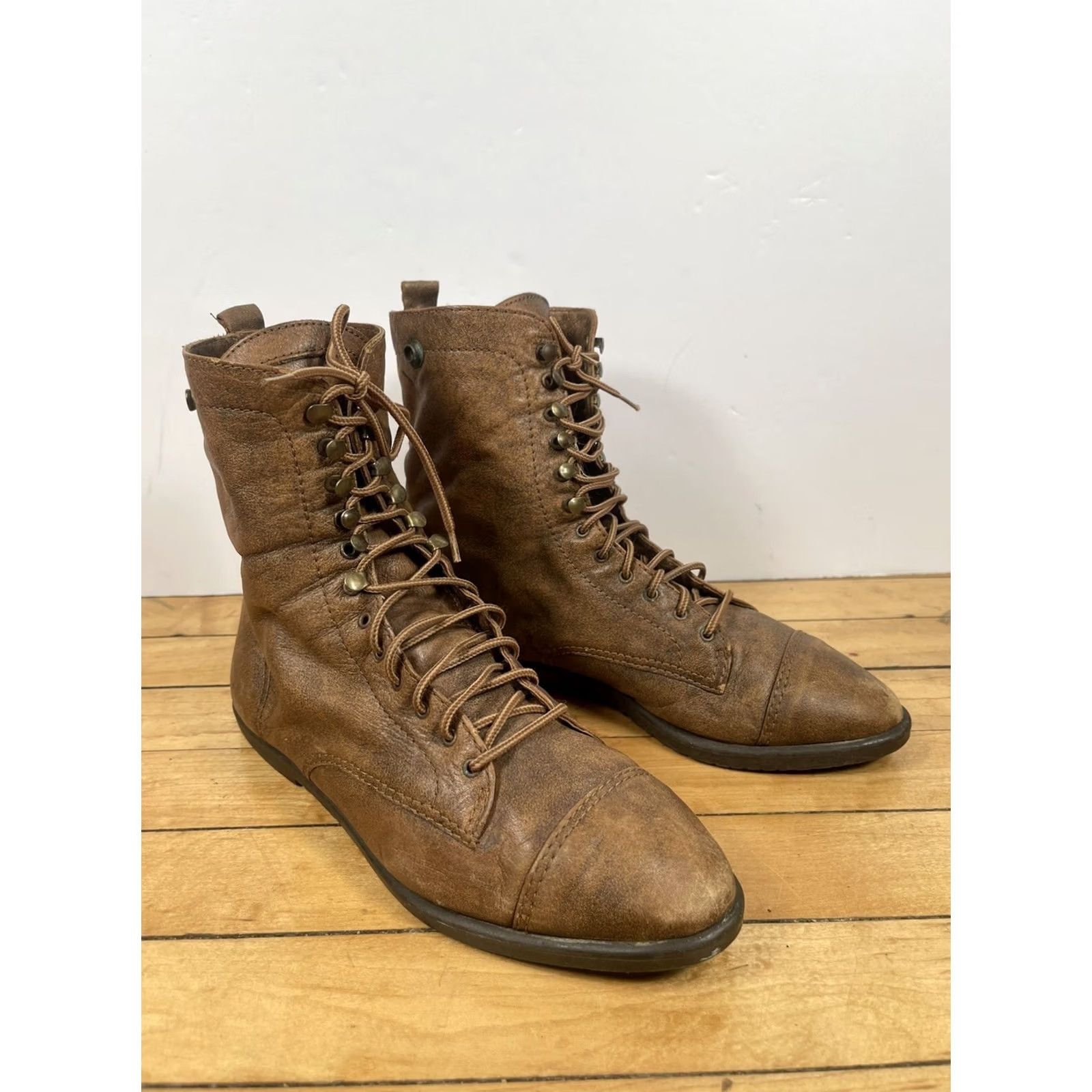 Vintage MIA Patrol Womens Brown Leather Cap Toe LaceUp Casual Ankle Boots Size 6.5M Size ONE SIZE - 2 Thumbnail