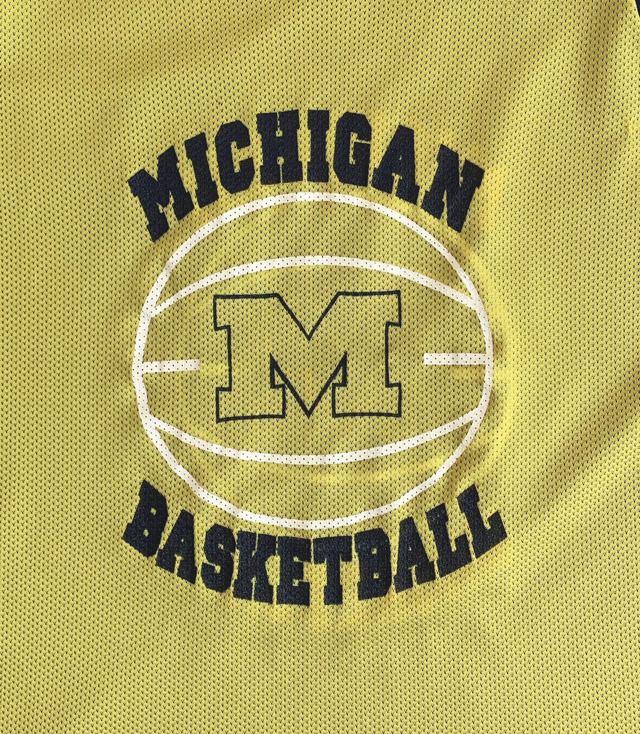 Vintage 90s MICHIGAN Wolwerines Jersey Basketball Collage Reversible Size US M / EU 48-50 / 2 - 7 Thumbnail