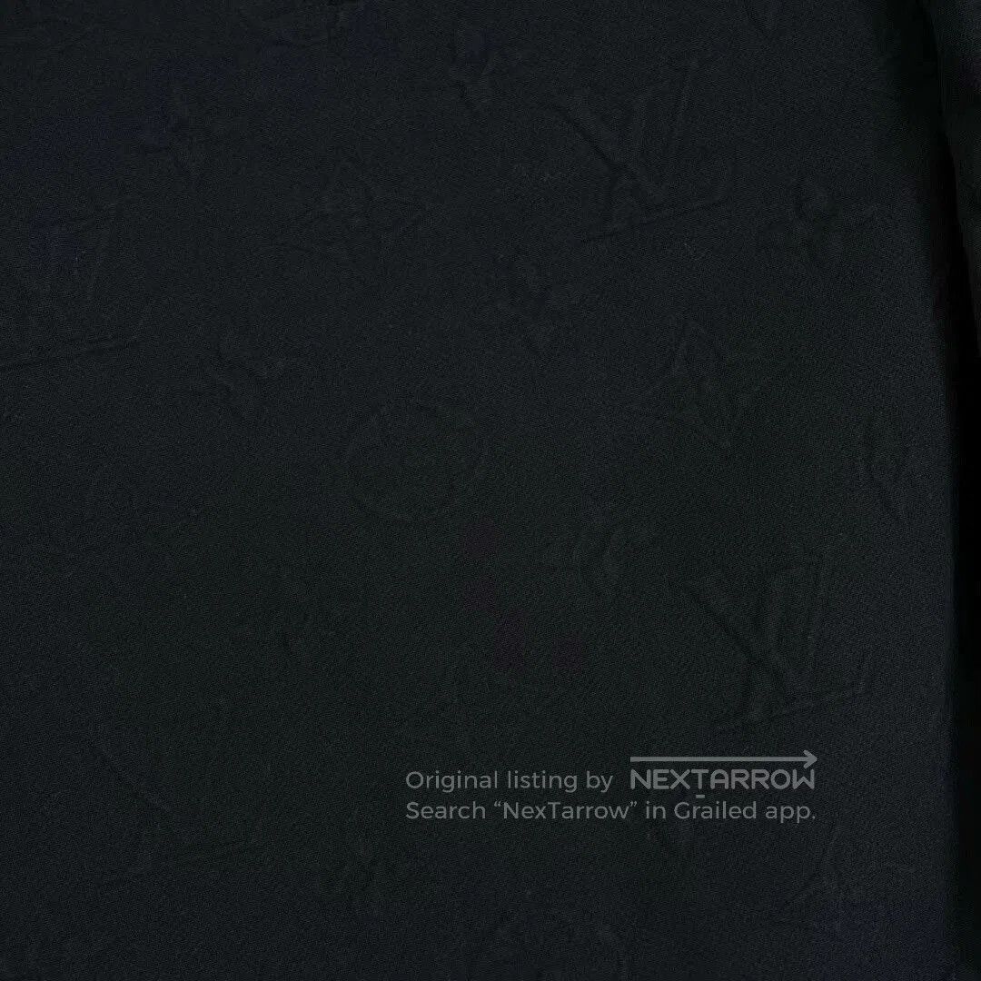 Louis Vuitton louis vuitton black embossed logo jacket. Size US L / EU 52-54 / 3 - 3 Thumbnail