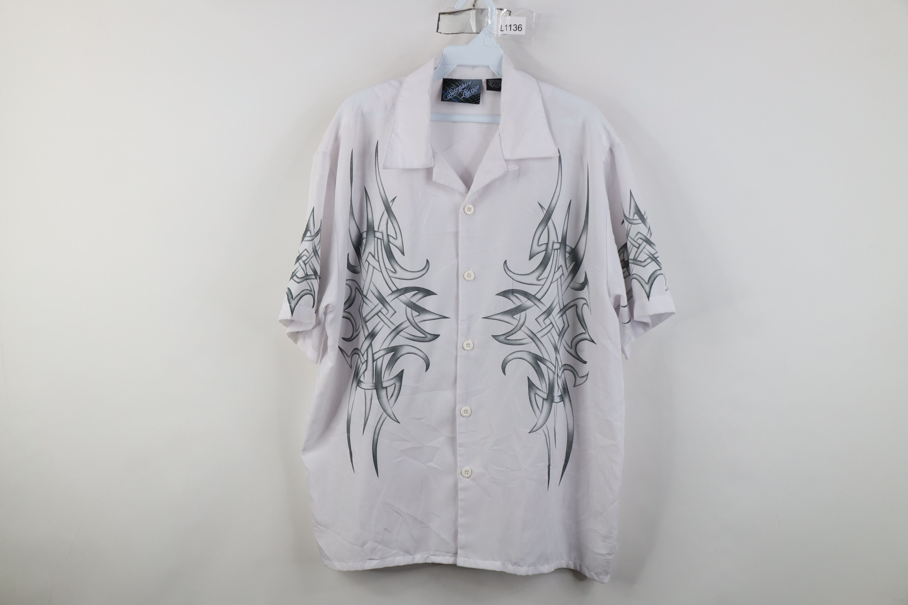 Vintage Vintage 90s Y2K Streetwear Looped Collar Casino Button Shirt Size US M / EU 48-50 / 2 - 1 Thumbnail