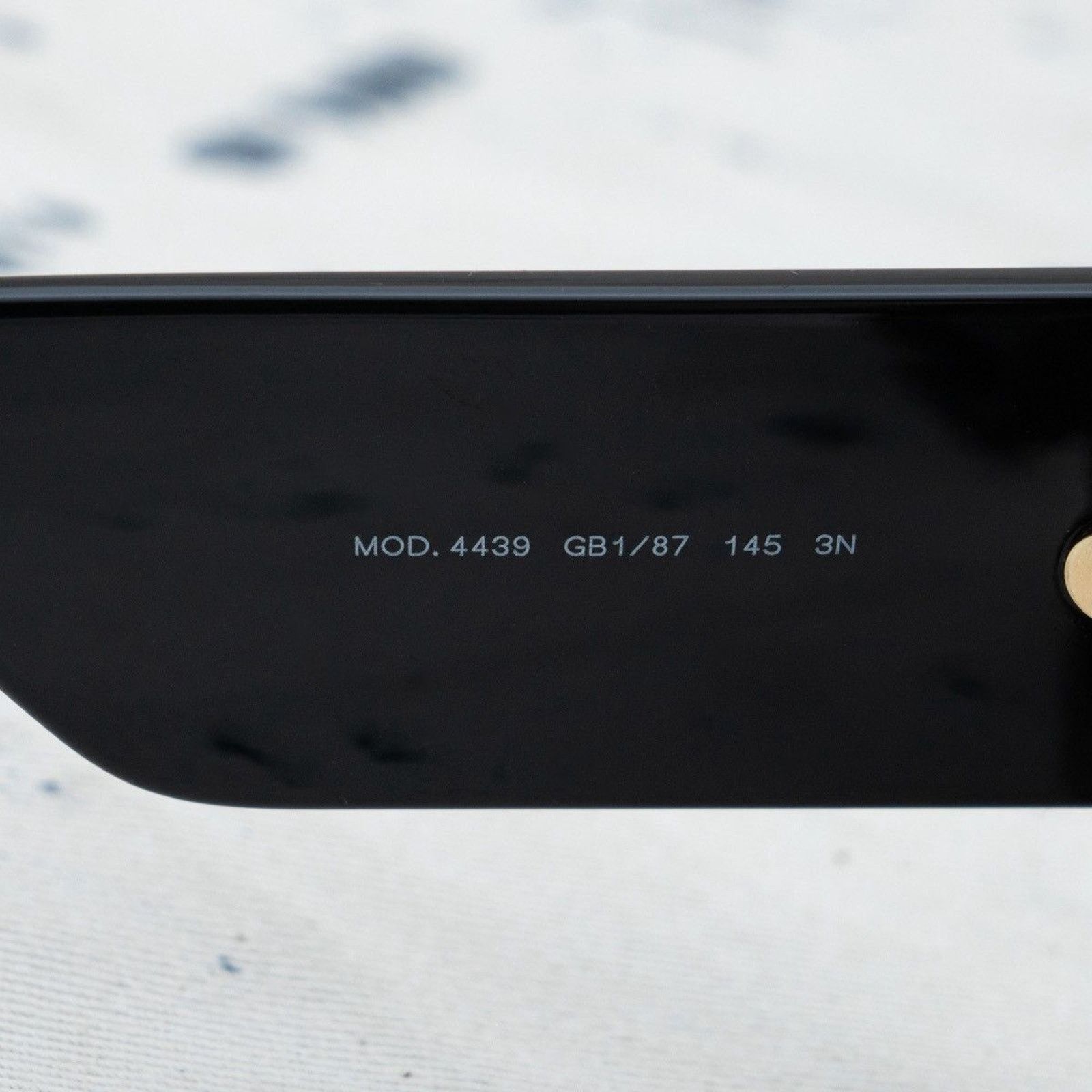 Versace Versace gold signature logo black shield sunglasses Size ONE SIZE - 6 Thumbnail