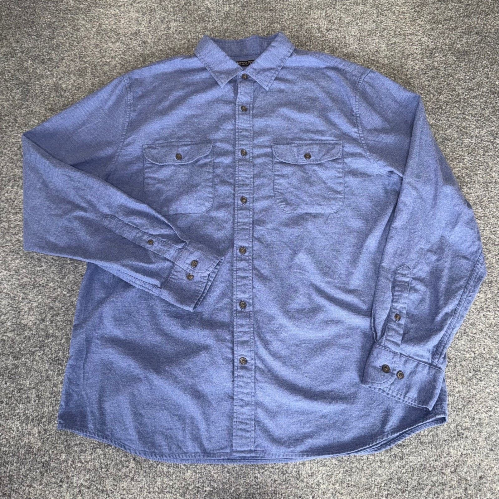 Banana Republic Banana Republic Mens XL Blue Flannel Slim Fit Button Up LS Size US XL / EU 56 / 4 - 1 Thumbnail