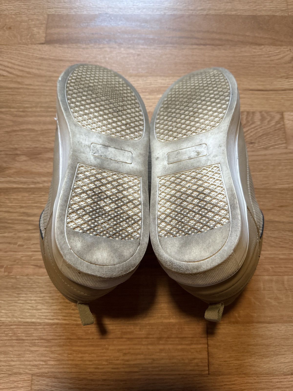 Vintage Vintage Pair Mid-Top Perforated Sneakers -Beige Size 11 US Size US 11 / EU 44 - 5 Thumbnail
