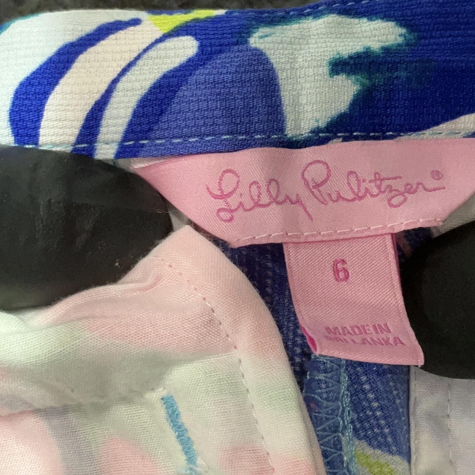 Other Lilly Pulitzer Tropical Print Scalloped Hem Shorts Size 6 Size 28" / US 6 / IT 42 - 4 Thumbnail