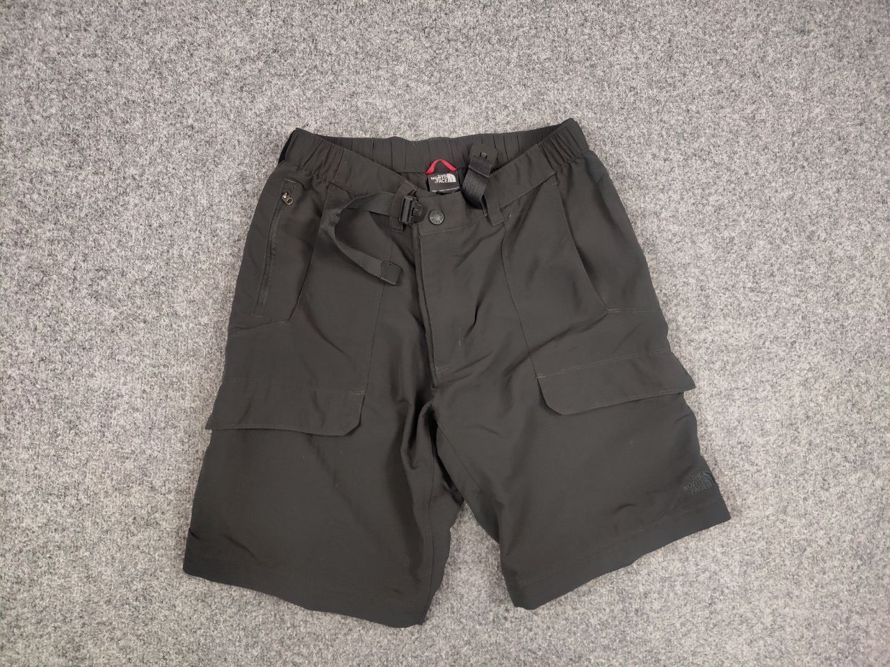 The North Face Vintage The North Face Gray Nylon Cargo Belt Short Y2K Style Size US 32 / EU 48 - 7 Thumbnail