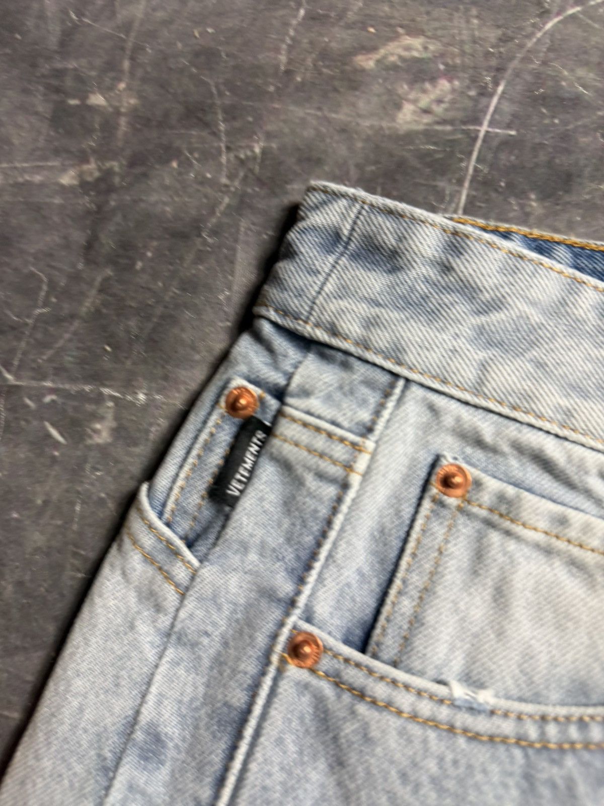 Vetements Vetements Distressed Jeans Size US 32 / EU 48 - 13 Thumbnail