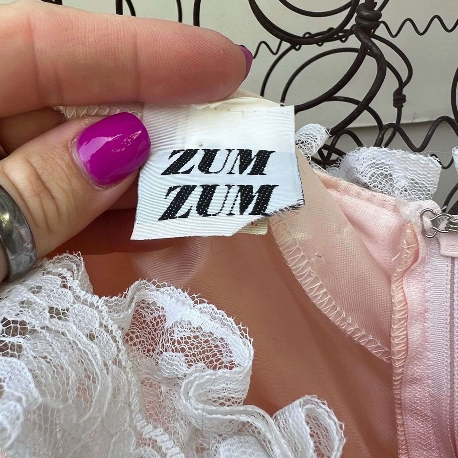 Vintage 80s ZumZum Peach Ruffle Lace Pickups Miss Bo Peep Gown 5/6 Size XS / US 0-2 / IT 36-38 - 5 Thumbnail