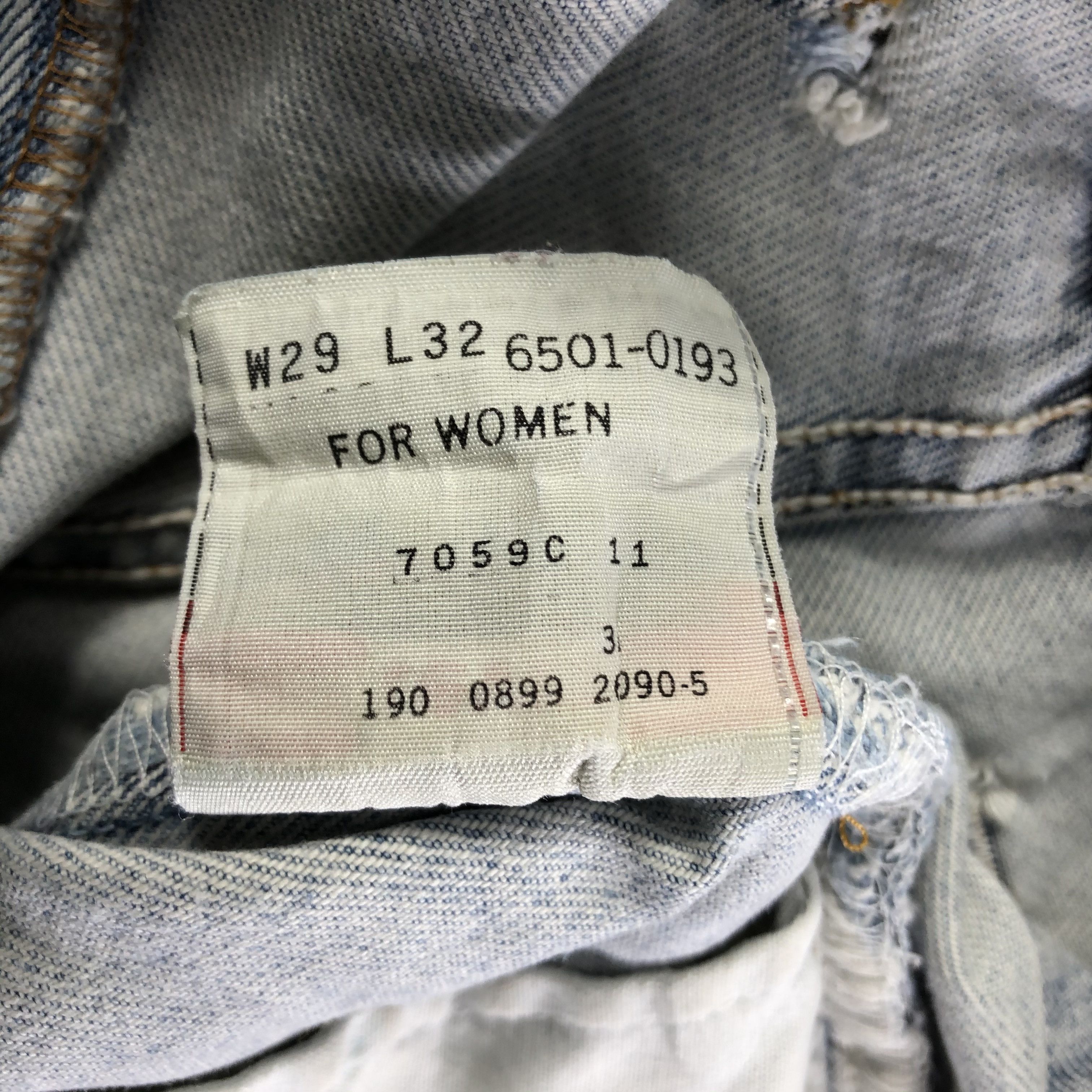 Levi's Vintage 90s Light Wash Levis 501 Jeans-J3388 Size US 29 - 13 Thumbnail