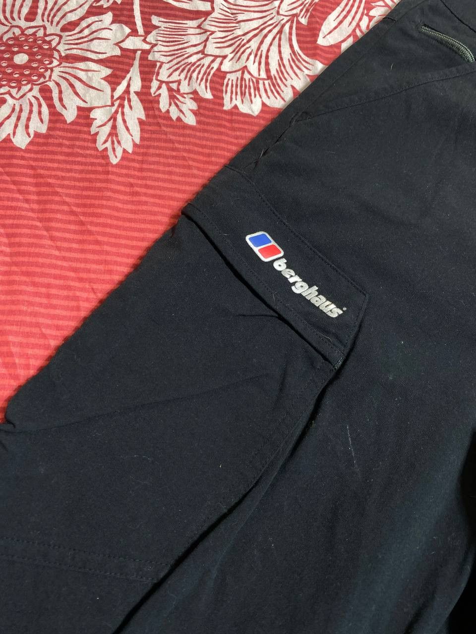 Berghaus Vintage Berghaus outdoor hiking streetwear pants Size US 34 / EU 50 - 19 Thumbnail