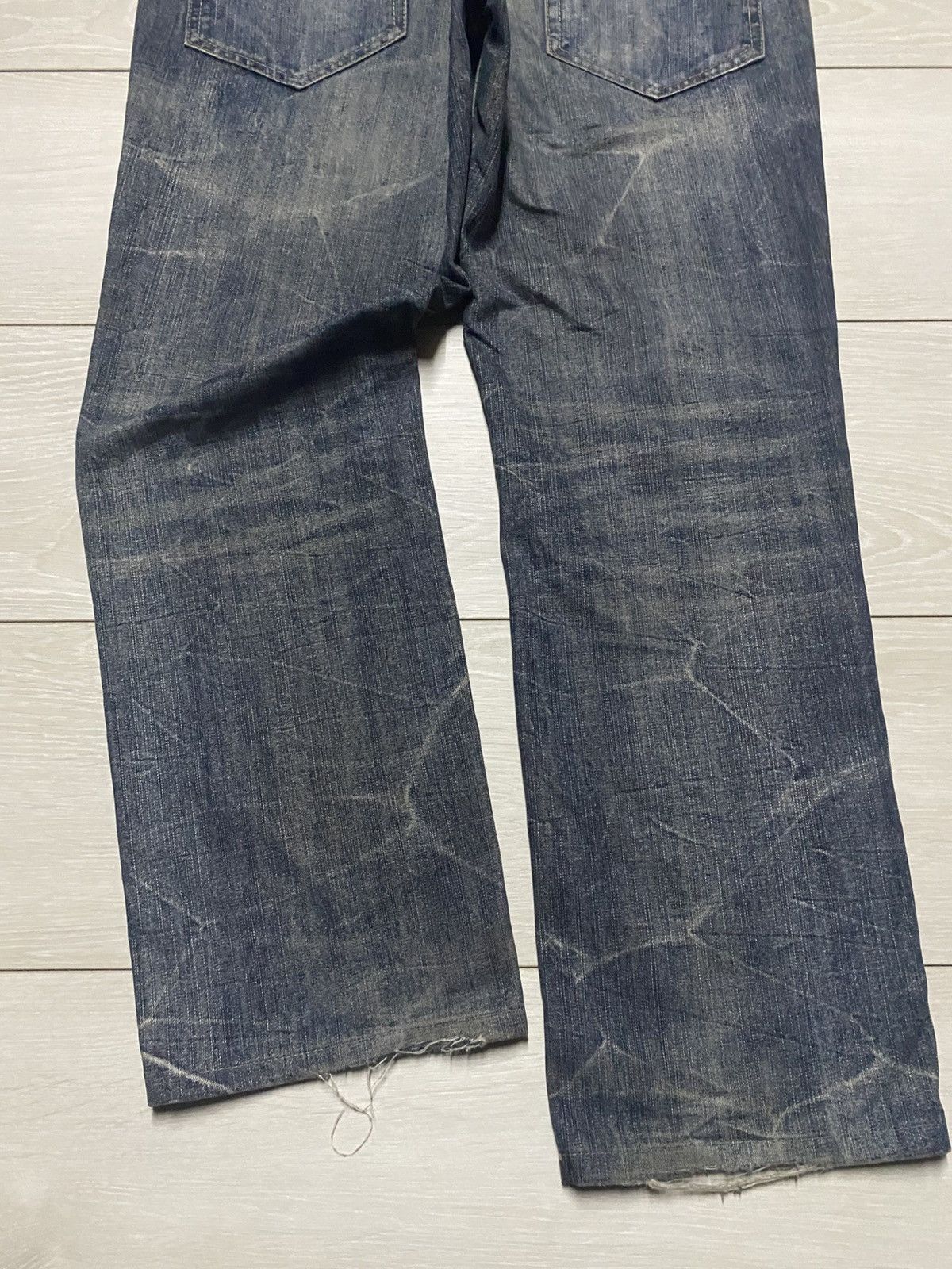 Japanese Brand Vintage Superrubis Mud Wash Thunder Loose Jeans Size US 32 / EU 48 - 6 Thumbnail
