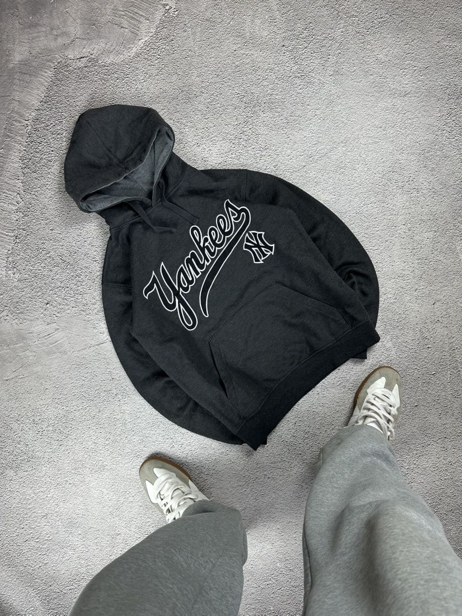 New York Yankees New York Yankees Hoodie Boxed Logo Y2K Sportwear SK8 Size US S / EU 44-46 / 1 - 2 Thumbnail