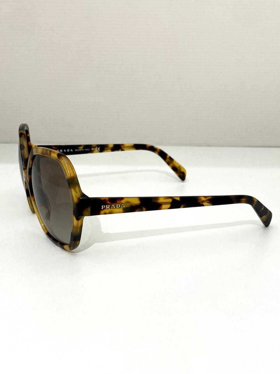 Prada Prada Logo Hexagon Havana Oversize Sunglasses Vintage Y2K Size ONE SIZE - 7 Thumbnail