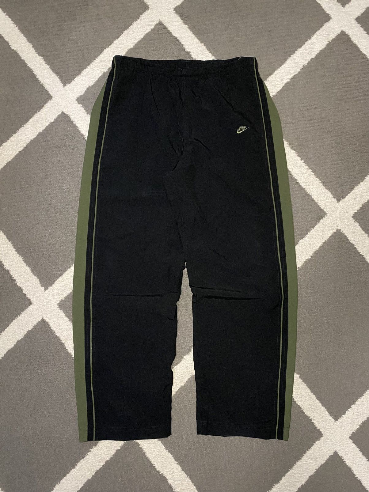 Nike × Vintage Vintage 00’s Nike Swoosh Baggy Staight Fit Sweatpants TN Size US 34 / EU 50 - 5 Thumbnail