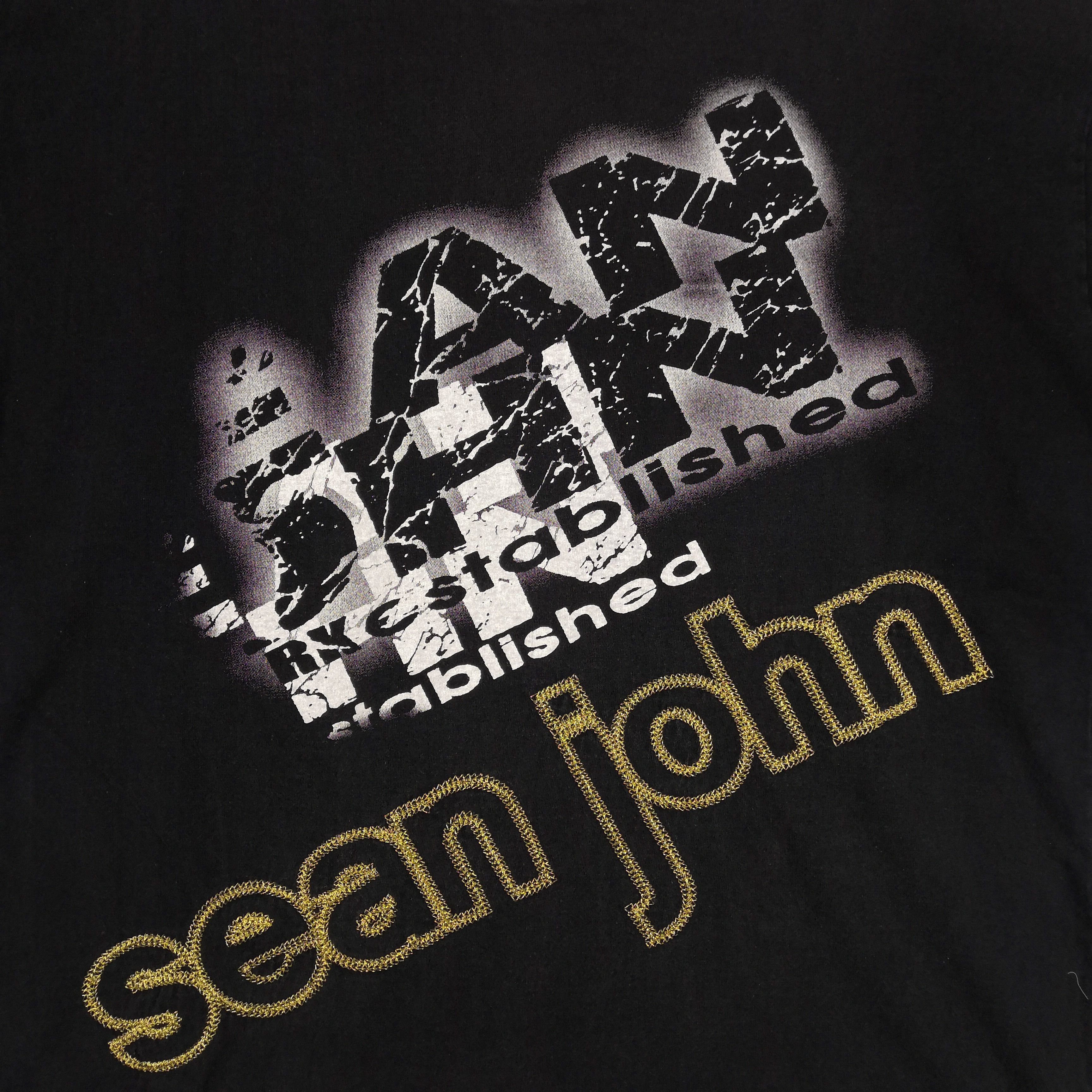 Vintage Y2K Baggy Sean John T-Shirt Streetwear Crewneck Tees