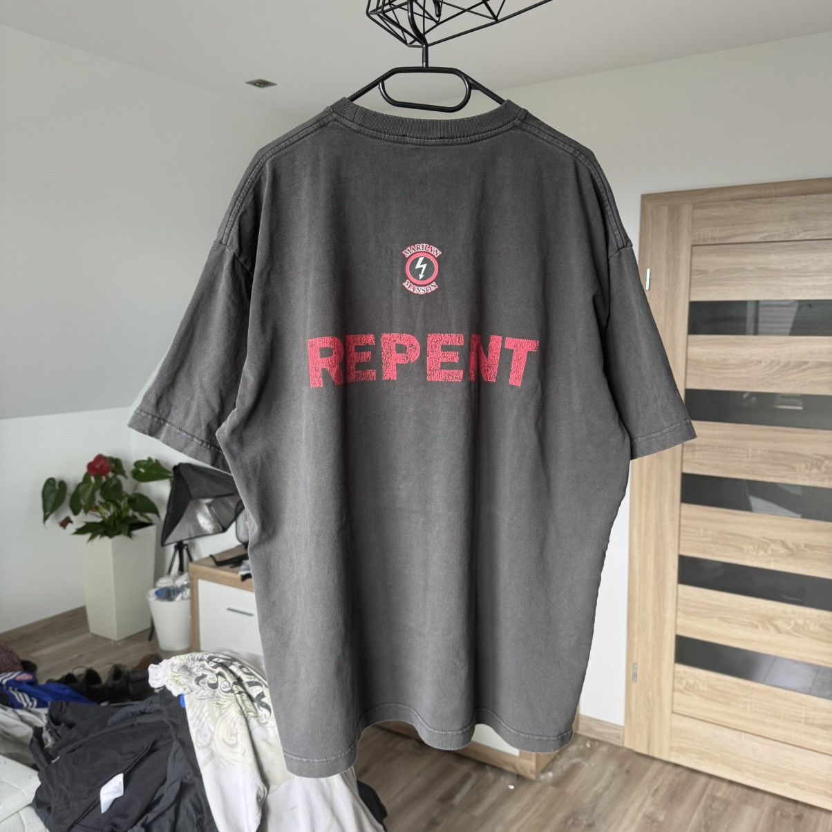 Band Tees Vintage Marilyn Manson Antichrist Svperstar Repent Metal Tee Size US XL / EU 56 / 4 - 2 Thumbnail