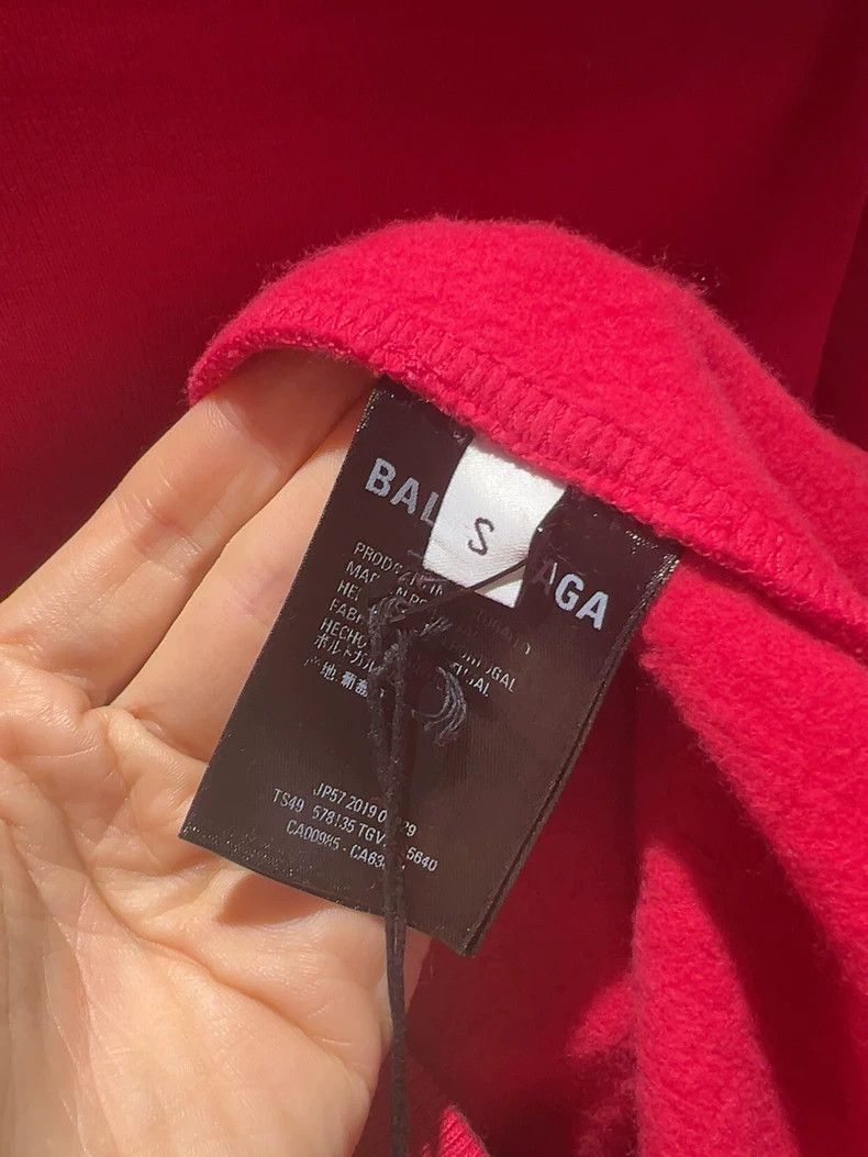 Balenciaga Balenciaga Printed Hoodie Never Worn with Tag, Poor Storag Size US S / EU 44-46 / 1 - 5 Thumbnail
