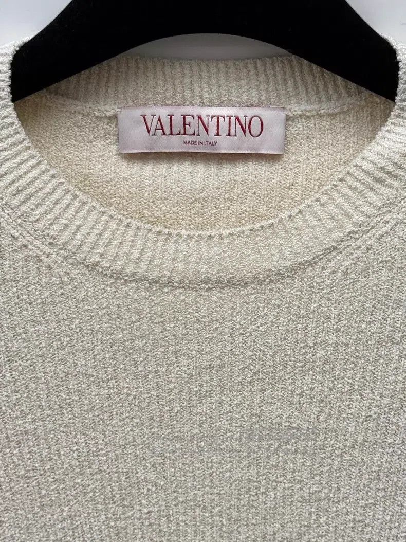 Valentino Valentino Long-sleeved knitwear Size XS / US 0-2 / IT 36-38 - 2 Thumbnail