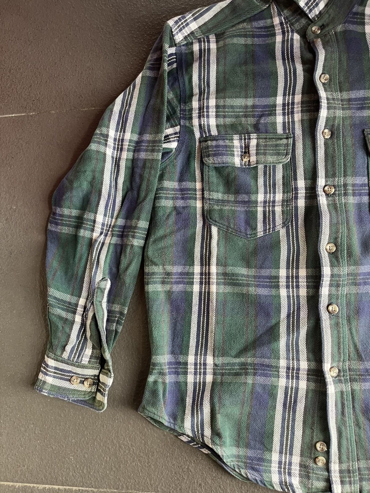 Vintage Vintage 80s Eddie Bauer Plaid Flannel Flap Pocket Lumberjack Size US L / EU 52-54 / 3 - 3 Thumbnail