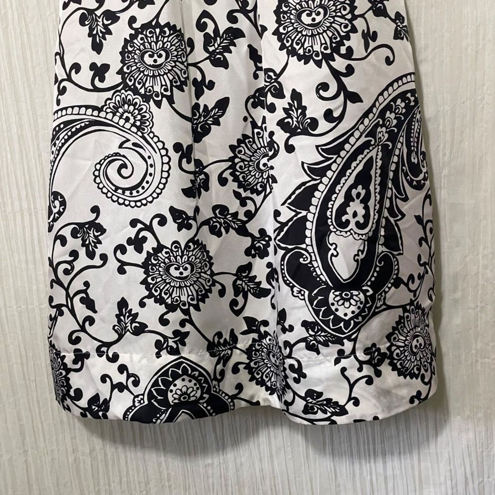 White House Black Market White House Black Market Silk Paisley Dress Sheath Small Size S / US 4 / IT 40 - 4 Thumbnail