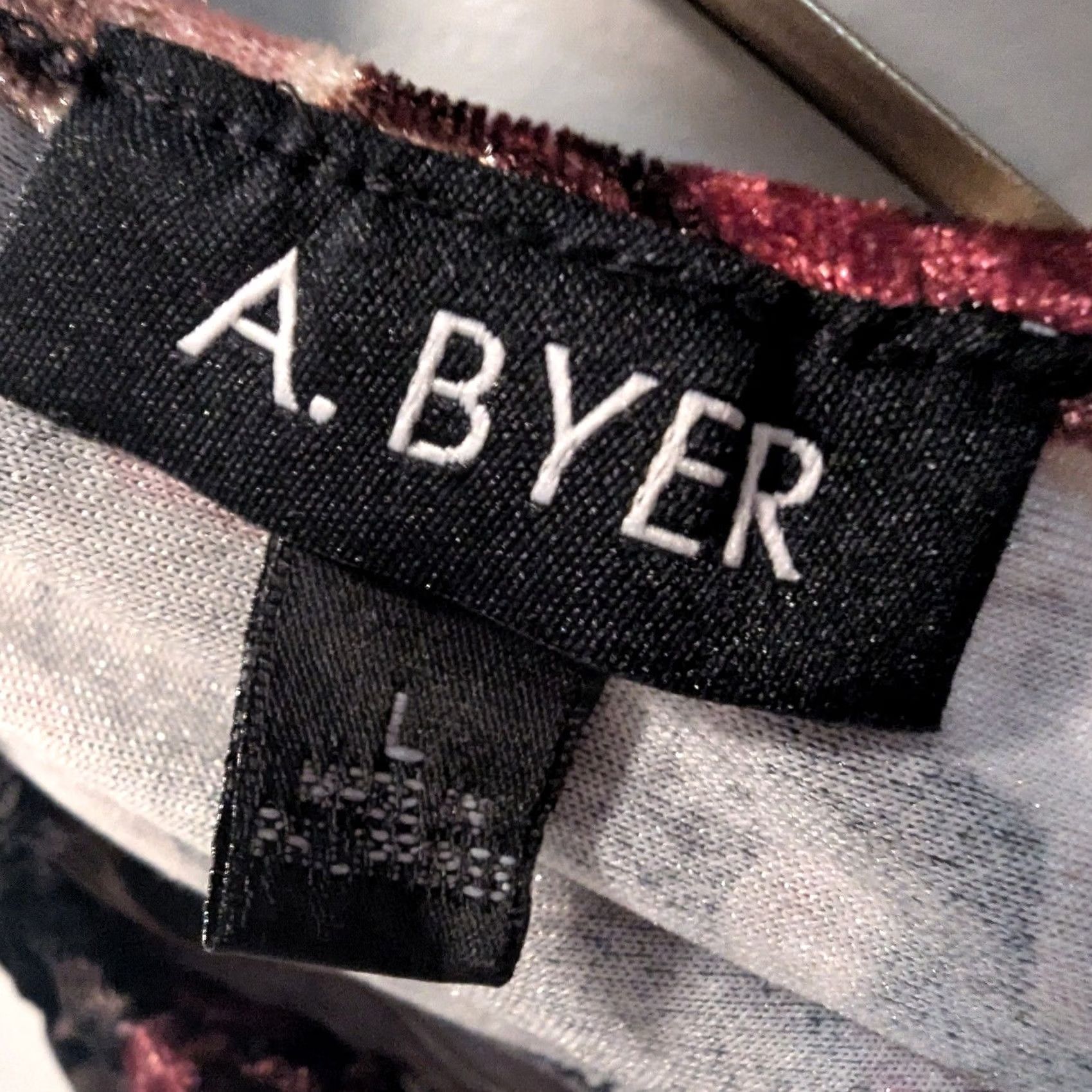 Vintage A. Byer Black Floral Velvet Off Shoulder Cap Sleeve Top Women's L Velvet Off Shoulder Shirt Size L / US 10 / IT 46 - 7 Thumbnail