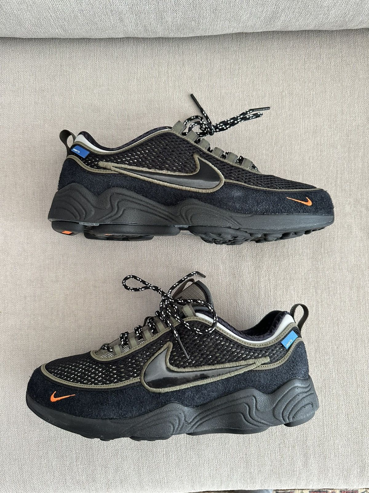 Nike × Undefeated Nike Air Zoom Spiridon Undefeated Cargo Khaki Size US 9.5 / EU 42-43 - 5 Thumbnail