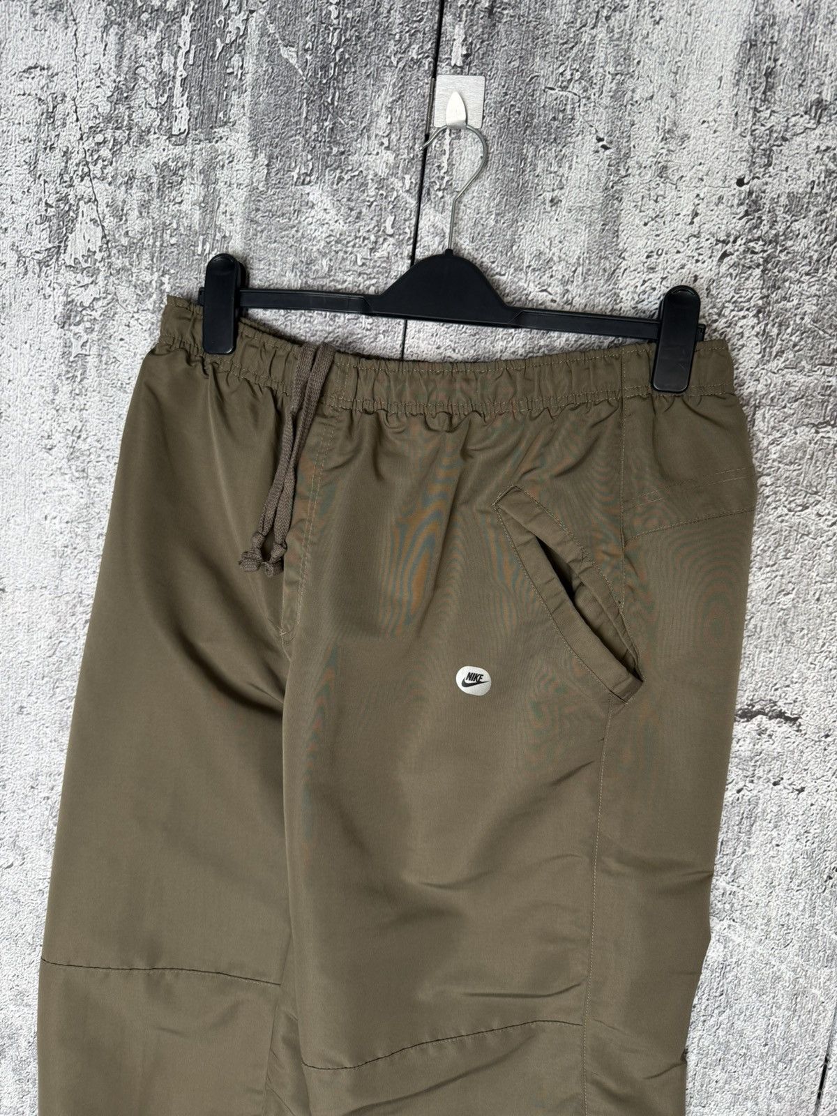Nike Vintage Nike Sweatpants Khaki Nylon Track Pants Size XL Size US 38 / EU 54 - 2 Thumbnail