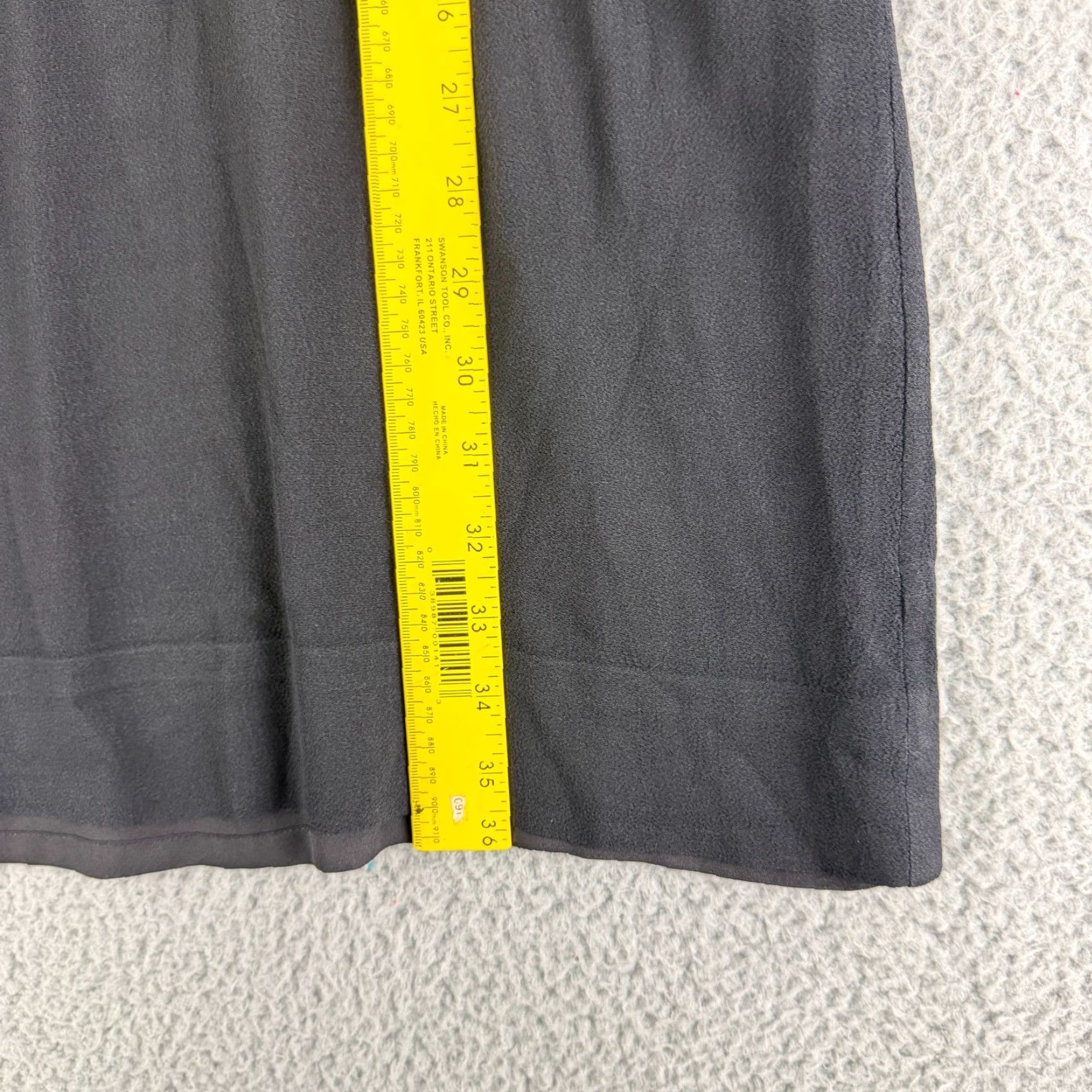 Vintage Kate Spade New York Mini Dress Black V-Neck Ruffle Sleeve 8 Womens/Size 8 Short Sleeve Crepe Fluid Pattern: Solid Size M / US 6-8 / IT 42-44 - 5 Thumbnail