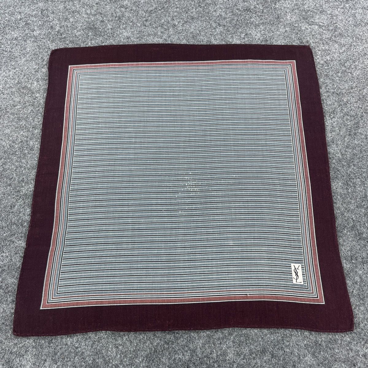 Vintage Yves Saint Laurent Handkerchief / Bandana / Neckerchief B033 Size ONE SIZE - 1 Thumbnail