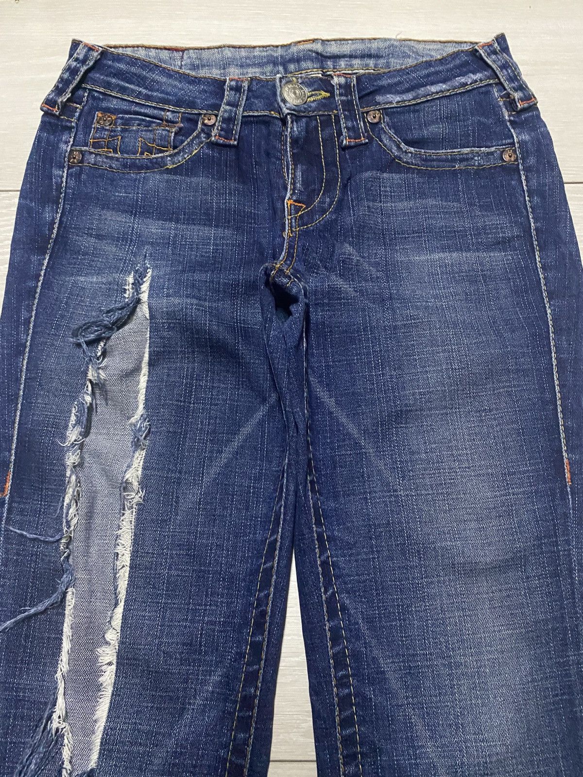 True Religion Woman True Religion Blue Wash Ripped Flare Jeans Size US 28 / EU 44 - 3 Thumbnail