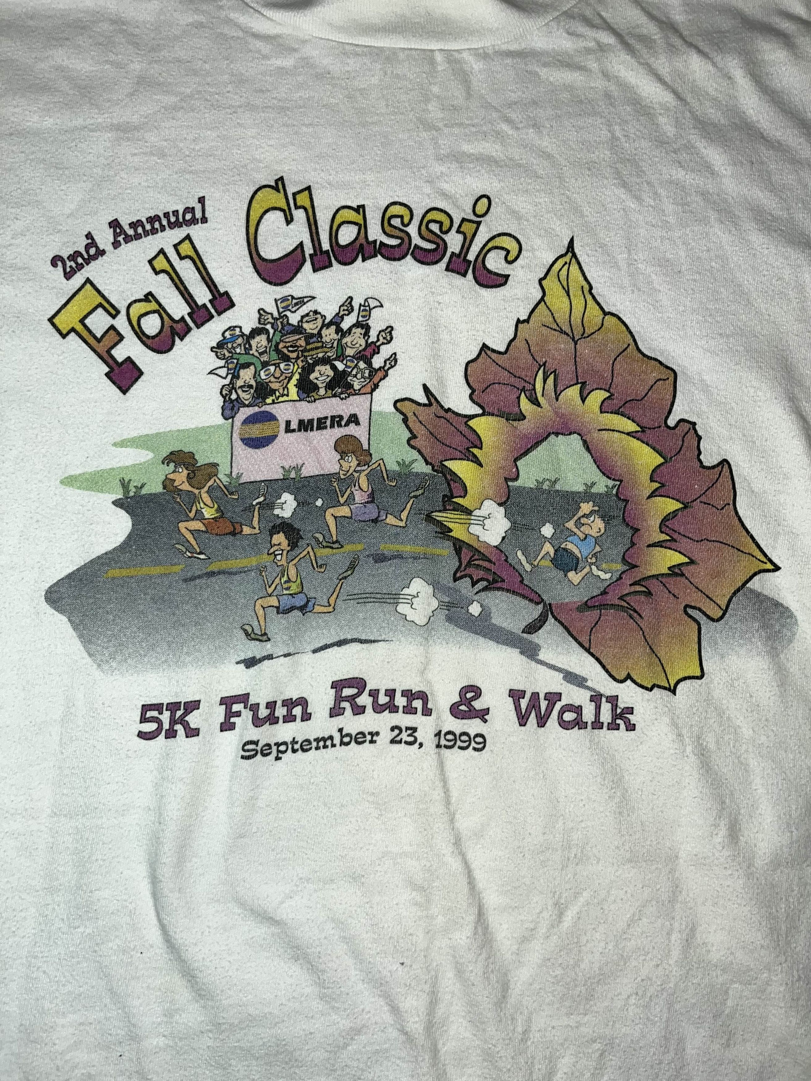 Vintage Vintage 90s Fall Run 5k Fun Run Tee Size US L / EU 52-54 / 3 - 3 Thumbnail