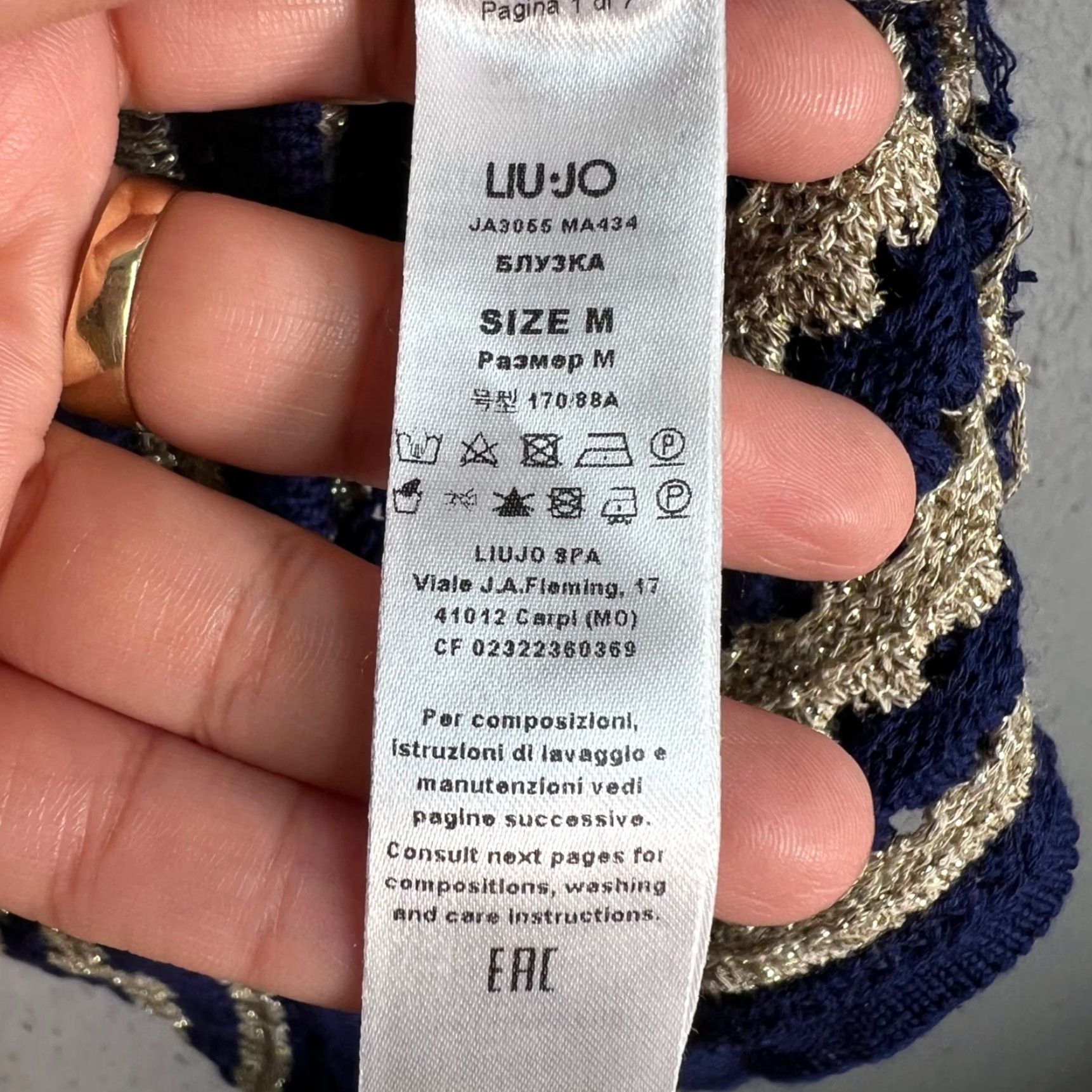 Liu Jo VINTAGE Liu Jo Milano Womens Tank Top Shirt Adult Medium Blue Gold Striped Cotton Metallic Thread Women M Blue Striped 90s Concert Style Mens Womens? Size M / US 6-8 / IT 42-44 - 4 Thumbnail