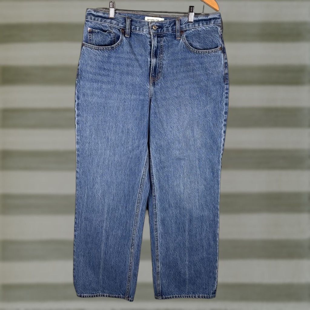 Abercrombie & Fitch Abercrombie & Fitch Jeans Women 30 Regular Straight High Rise Denim Blue 34x30 Inseam 30 Baggy Y2K Vintage Style Comfort Pockets Button Size 30" / US 8 / IT 44 - 1 Thumbnail