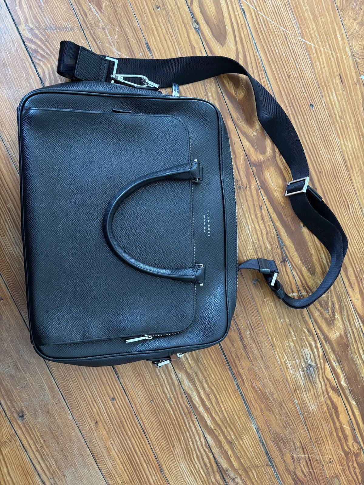 Hugo Boss Hugo Boss leather messenger bag Size ONE SIZE - 1 Thumbnail