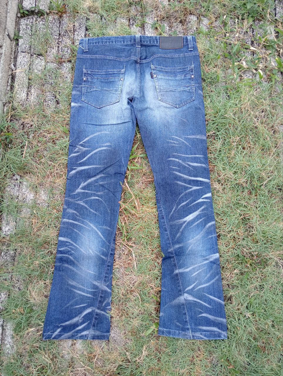 Tornado Mart Vintage Tornado Mart Japan Diatressed Look Jeans Size US 33 - 10 Thumbnail