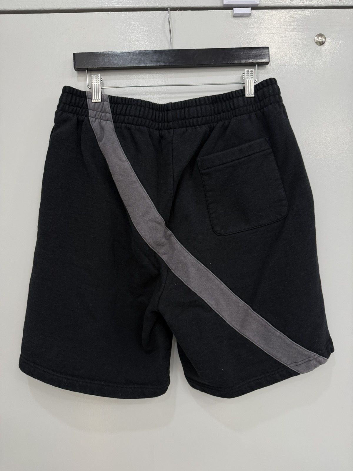 Supreme Supreme Equipe Black Shorts Size US 33 - 4 Thumbnail
