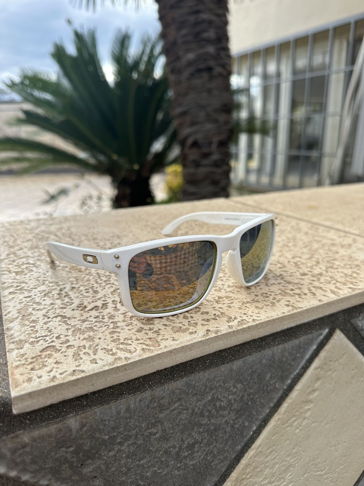 image of Oakley Sunglasses Holbrook Oo9102-18 White, Men's