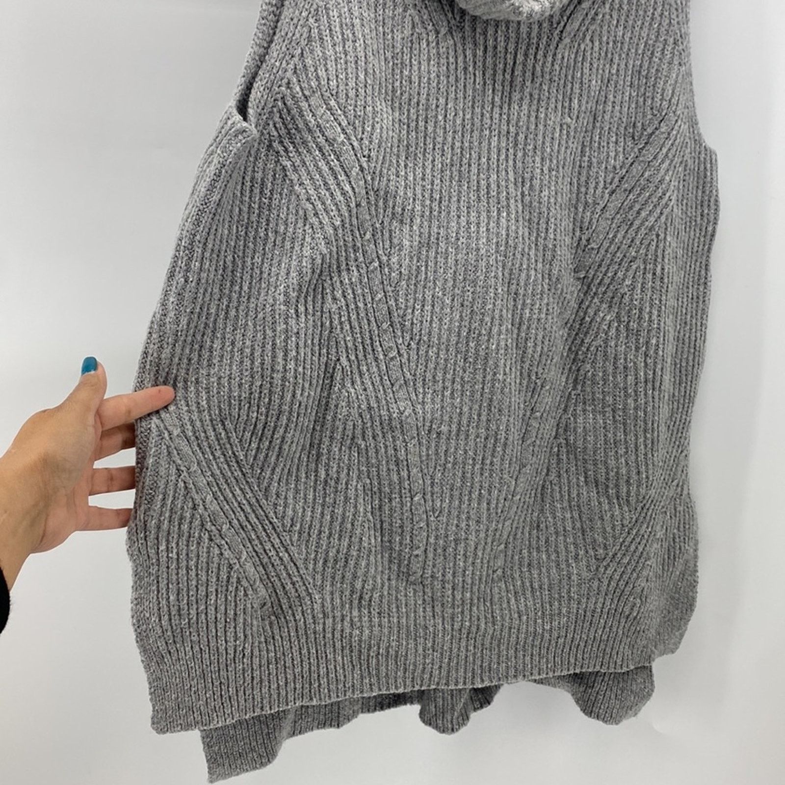 Other Angel of the North grey wool sleeveless cowl neck hi lo Size M / US 6-8 / IT 42-44 - 4 Thumbnail