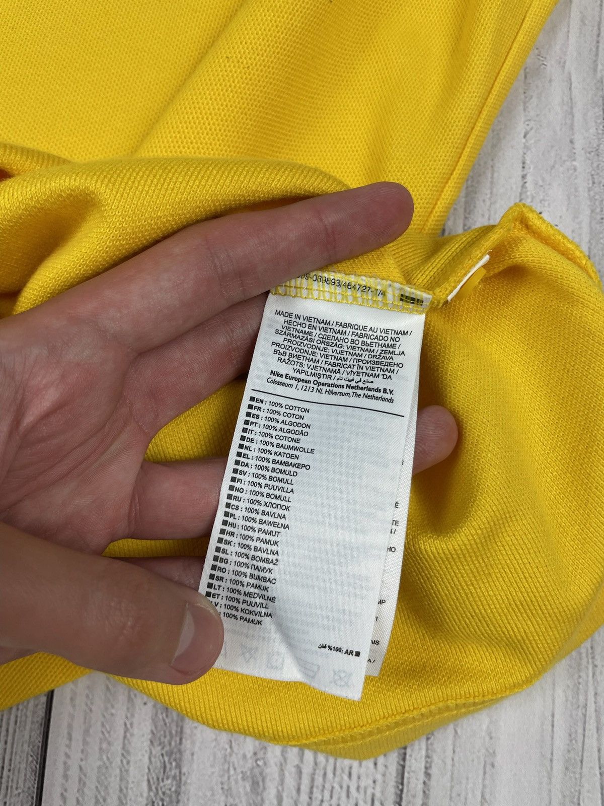 Nike Vintage nike Brazil soccer polo yellow Brasil size M Size US M / EU 48-50 / 2 - 6 Thumbnail